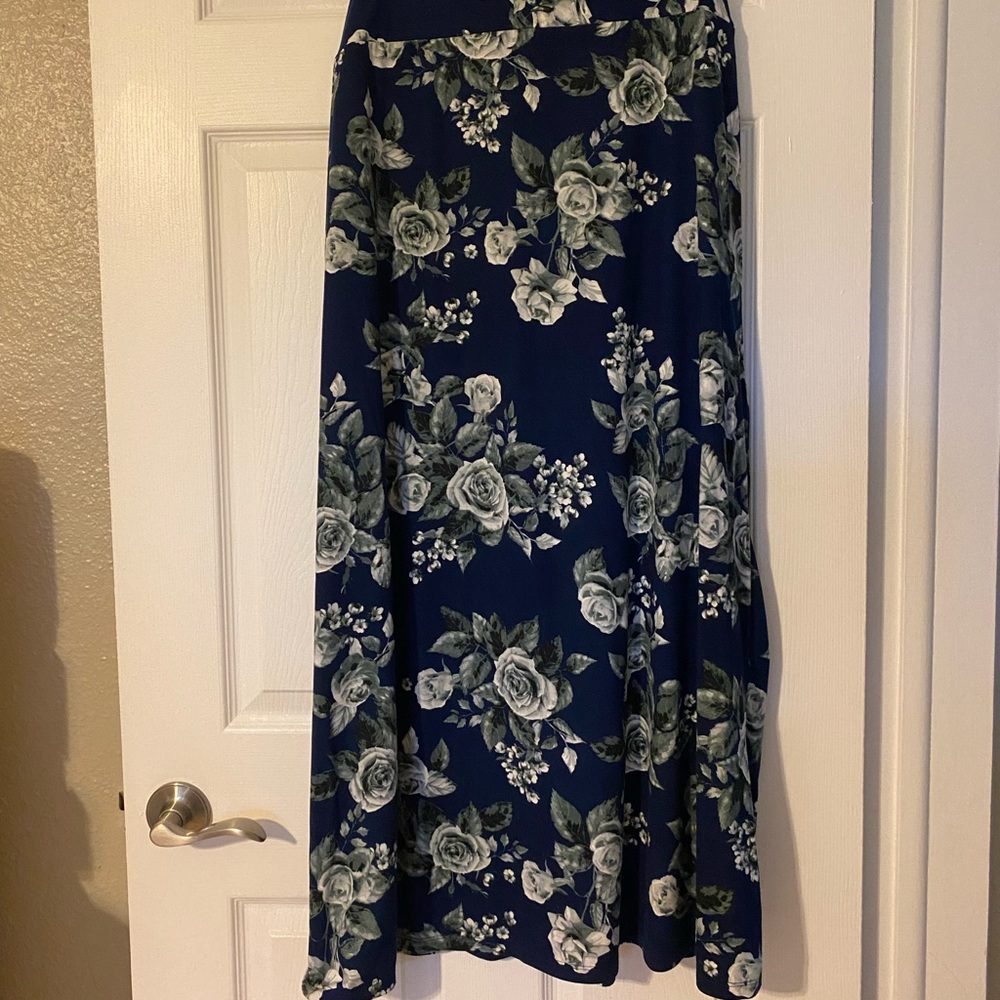 Agnes & Dora Maxi